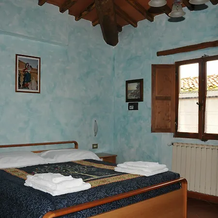 Il Crocicchio Farm stay *