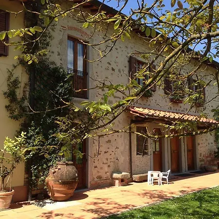 Alloggio per agriturismo Il Crocicchio *