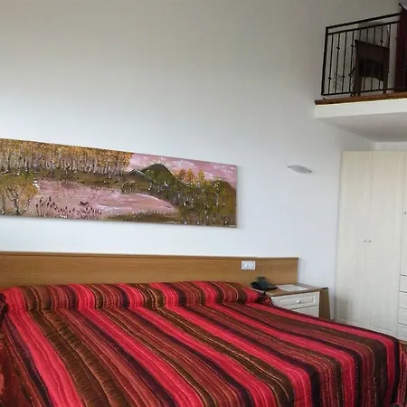 Alloggio per agriturismo Il Crocicchio *
